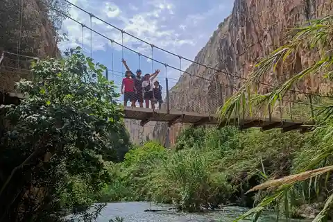 Vanuit Valencia: Chulilla, Turia Canyon, hangbruggen...