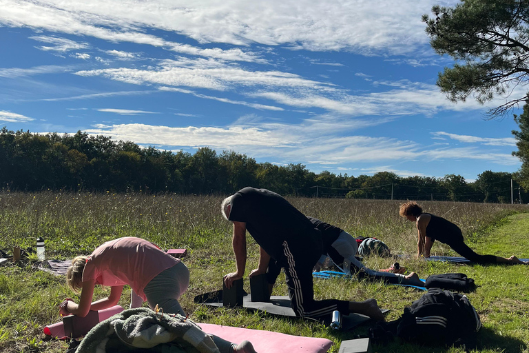 In Gironde: Yoga, walk, and brunch in nature—for all levels In Gironde: Yoga day, nature walk & brunch - for all levels