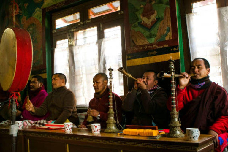Pokhara: Monastery and Tibetan Culture Walking Tour
