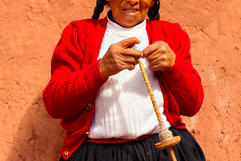 Flavor and Culture in Parcarhuasi: Ancestral Textiles and Pachamanca Banquet