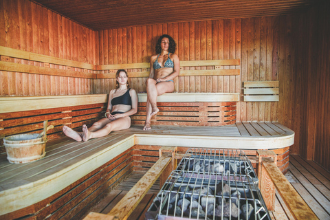 From Montreal: Natur'Eau Spa Day Trip with Admission Ticket