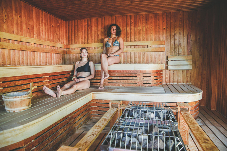 From Montreal: Natur'Eau Spa Day Trip with Admission Ticket