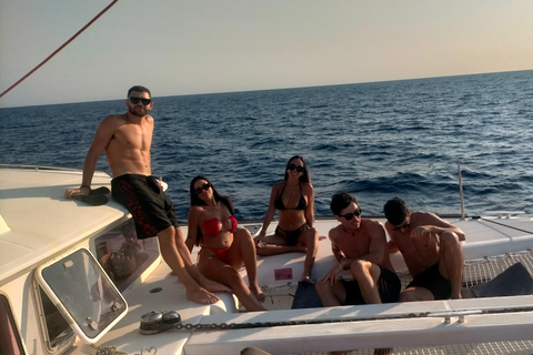 Valencia: Exclusive catamaran (max. 10), paella on board, and swimming – 3 hours Exclusive catamaran (max. 10), paella on board, and swim – 3 hours