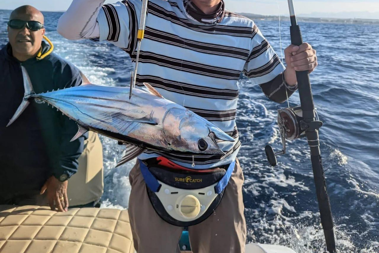 Hurghada: Przygoda wędkarska na Morzu Czerwonym z nurkowaniem i lunchem