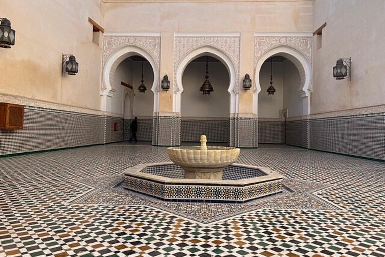 From Fes: Volubilis,Moulay Idriss&Meknes Day Trip with Guide Medium Group:Meknes,Volubilis, Moulay Idriss Guide in Meknes