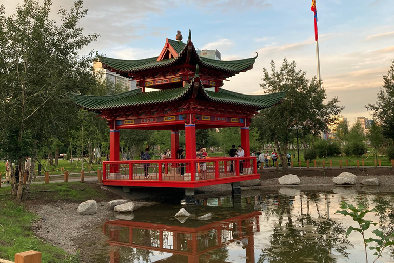 أولان باتور: جولة سير خاصة مع مرشد محليجولة سيرًا على الأقدام لمدة ساعتين