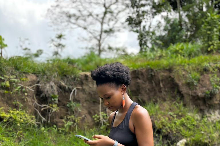 Uganda: Baganda Culture Day Tour with Lunch and Transfers