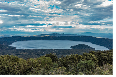 El Salvador: Santa Ana Volcano, Tazumal & Hot Springs Tour