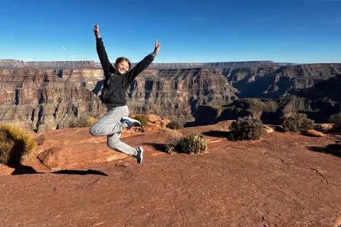 Las Vegas: Tour per piccoli gruppi del Grand Canyon Skywalk e della diga di Hoover
