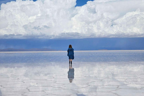 Uyuni: Zoutvlaktes en zonsondergang rondleiding met lunch