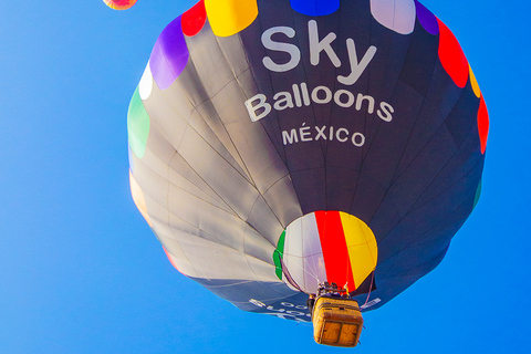 Teotihuacan: Voo de balão de ar quente Balões do céuTeotihuacan: Voo de balão de ar quente pela Sky Balloons