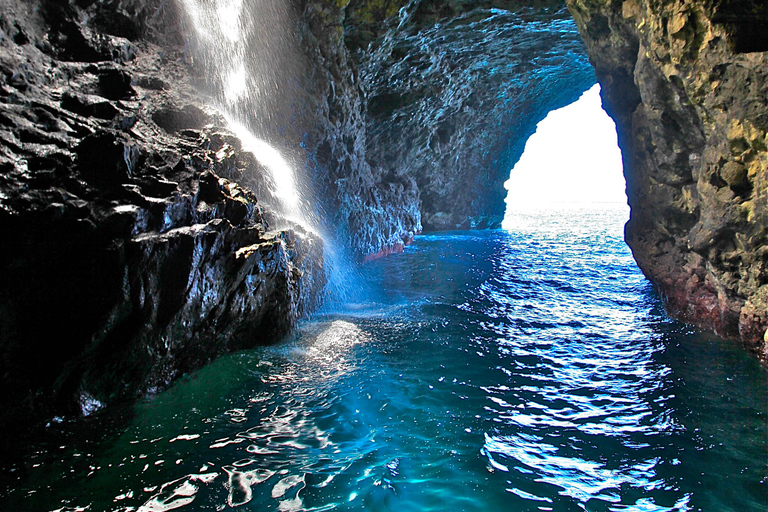 Waimea: Nā Pali Coast Zodiac Raft Sea Caves + Snorkel Nā Pali Coast Zodiac Raft Sea Caves + Snorkel Expedition