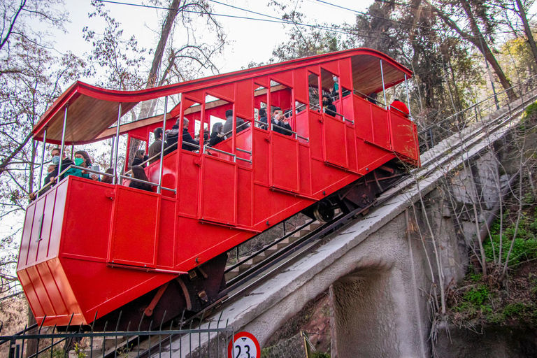 Santiago: 2-daags hop-on, hop-off-busticket en kabelbaan