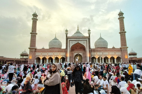 Delhi : Visite privée de la vieille et de la nouvelle ville de Delhi avec transfertVoiture + chauffeur + guide + billets d'entrée aux monuments