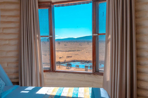 4 days Tsavo East, Amboseli and saltlick lodge safari