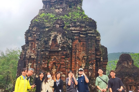 Hoi An: santuario de My Son y crucero por el río Thu Bon