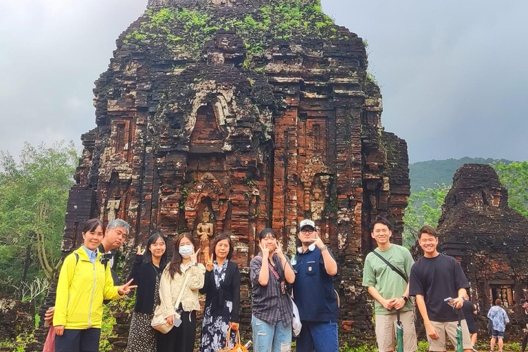 Hoi An: santuario de My Son y crucero por el río Thu Bon