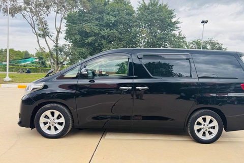 From Phnom Penh: 2-Day Angkor Wat Sunrise Tour with Guide