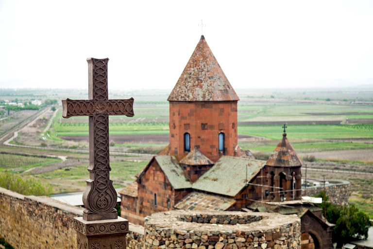 Prywatna wycieczka do Khor Virap, zbiornika Azat, Garni, Geghard