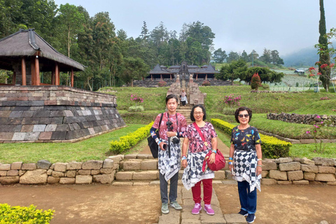 From Yogyakarta: Sukuh and Cetho Temple Private Tour
