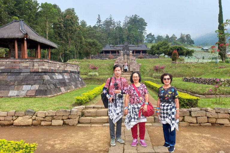From Yogyakarta: Sukuh and Cetho Temple Private Tour