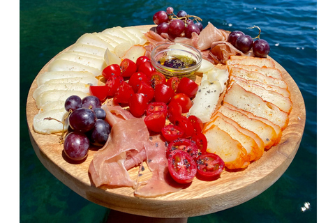 Boat, Wine, Tapas & SUP from Sesimbra - Arrábida Arrábida: Group Boat Tour from Sesimbra (10px)