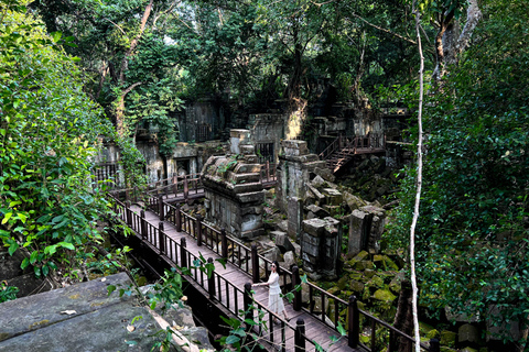 2-Day Angkor Wat, Banteay Srei, Kulen Mountain & Beng Mealea Private tour