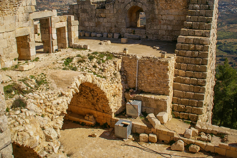 Aqaba: Jerash, Ajloun Castle - Ajloun Teleferic one day Tour