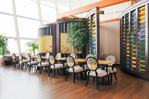 Hanoi: Międzynarodowe lotnisko Noi Bai Dostęp do saloniku SH Premium LoungeOdloty międzynarodowe T2: Salonik SH Premium Lounge Ha Noi