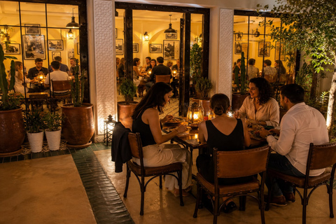 Marrakech Medina Night Tour with Rooftop Dinner