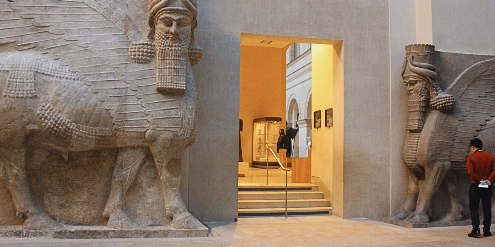 Paris: Louvre Overview, Exploration tour and Reserved Entry