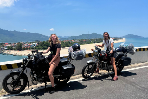 Da Nang/Hoi An: Hai Van Pass Motorbike Tour with Easy Rider From Hue to Da Nang/Hoi An (1-way trip)