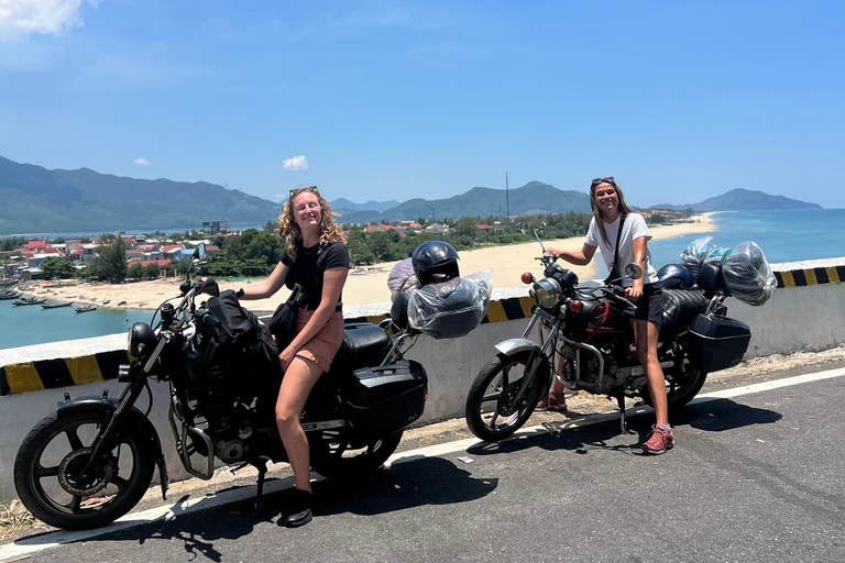 Da Nang/Hoi An: Hai Van Pass Motorbike Tour with Easy Rider From Hue to Da Nang/Hoi An (1-way trip)