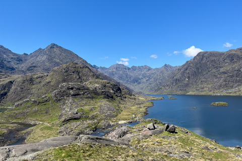 Isle of Skye: Loch Coruisk Boat Trip and Fairy Pools Tour