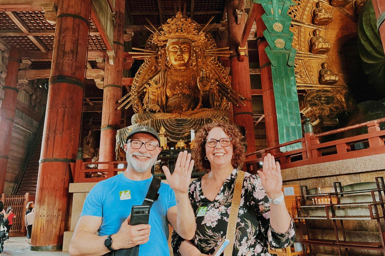 奈良公园：隐秘小径与鹿群导览之旅（含接送服务）