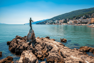 Zagreb: Magical Opatija & Rijeka Christmas Market Day Trip