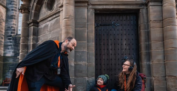 Edinburgh: Kids Multi-Sensory Underground Small-Group Tour
