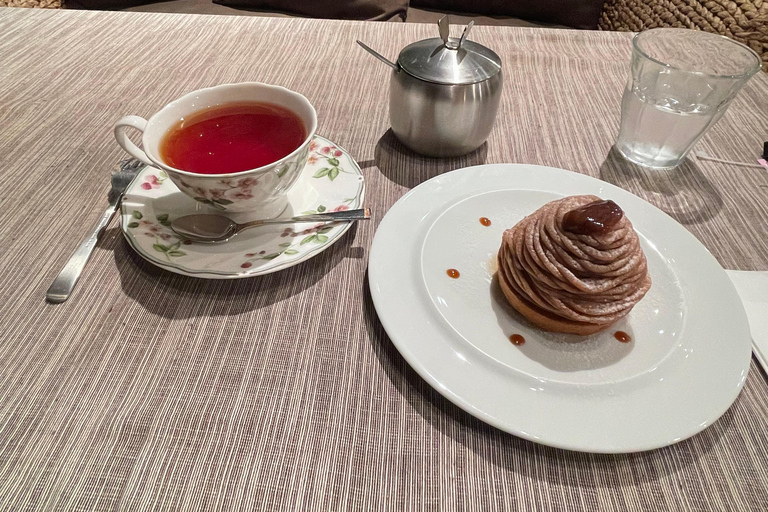 جولة سيرًا على الأقدام في سوق تسوكيجي للأسماك القديم