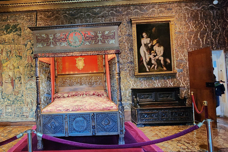 Paris to Loire Valley Castles Chambord & Chenonceau -DayTrip