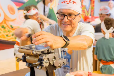 Lake Kawaguchiko: Ramen Cooking Class with Souvenir