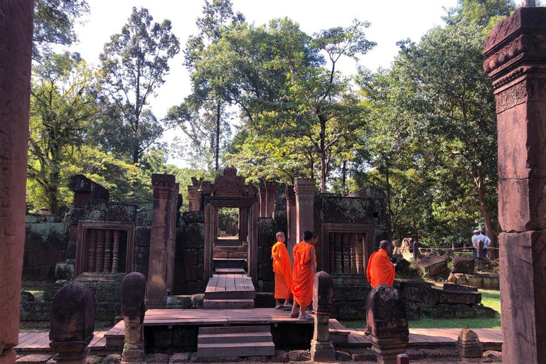 3-Day Exploring Angkor Wat & Siem Reap Highlights Tour.