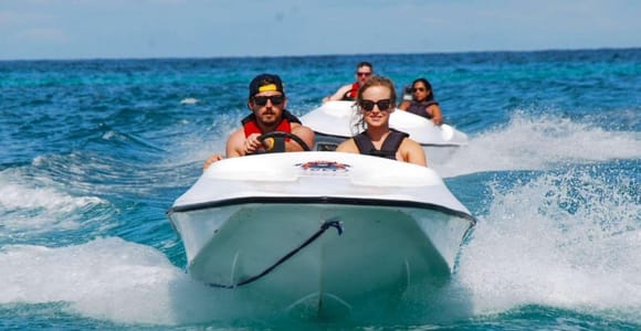 Punta Cana: Speedboat Adventure with Snorkeling & Pickup