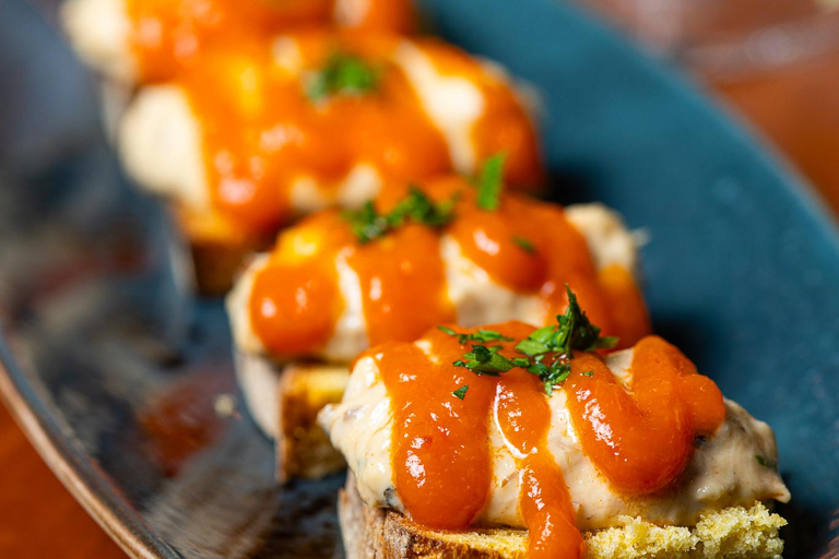 Lisbon: New Year’s Eve Dinner at Taverna das Marias