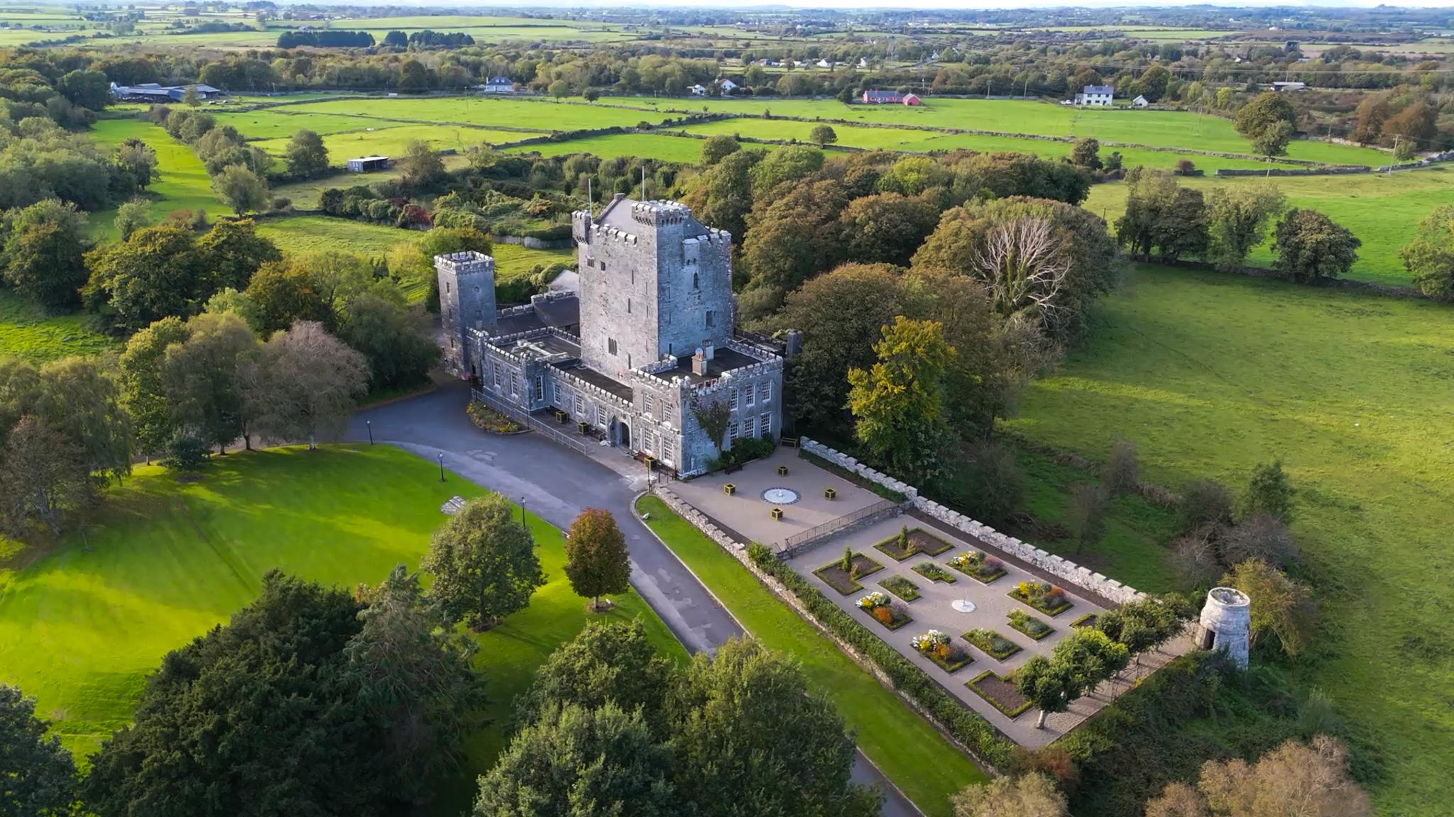 Mittelalterliches Bankett im Knappogue Castle