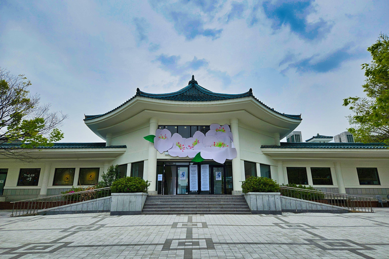 Busan: Explore the History of Haeundae on a Walking Tour