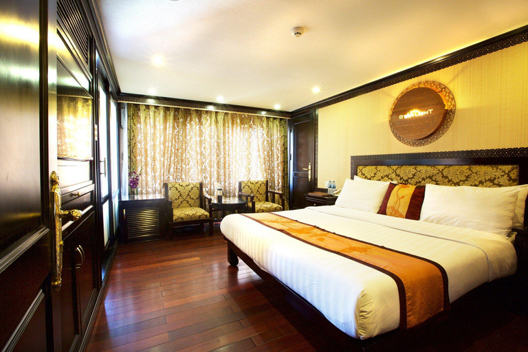 Hanoi: 4-Days UNESCO Luxury Ha Long/Lan Ha & Ninh Binh Tour 4D3N with 3-Star Overnight Cruise in Halong Bay