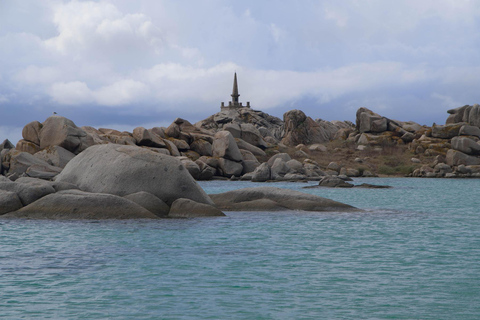 Santa Giulia: Day at Sea in Bonifacio, Lavezzi, Maddalena, and Rondinara