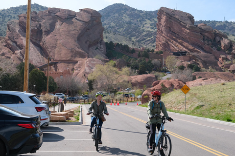Red Rocks und Dinosaur Ridge auf einer E-Bike-TourRote Felsen und Dinosaur Ridge auf einer E-Bike-Tour