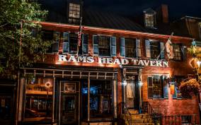 Annapolis: Crabtown Boos and Booze Haunted Pub Crawl