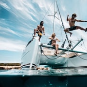 Cannigione: Catamaran daily tour to La Maddalena Archipelago